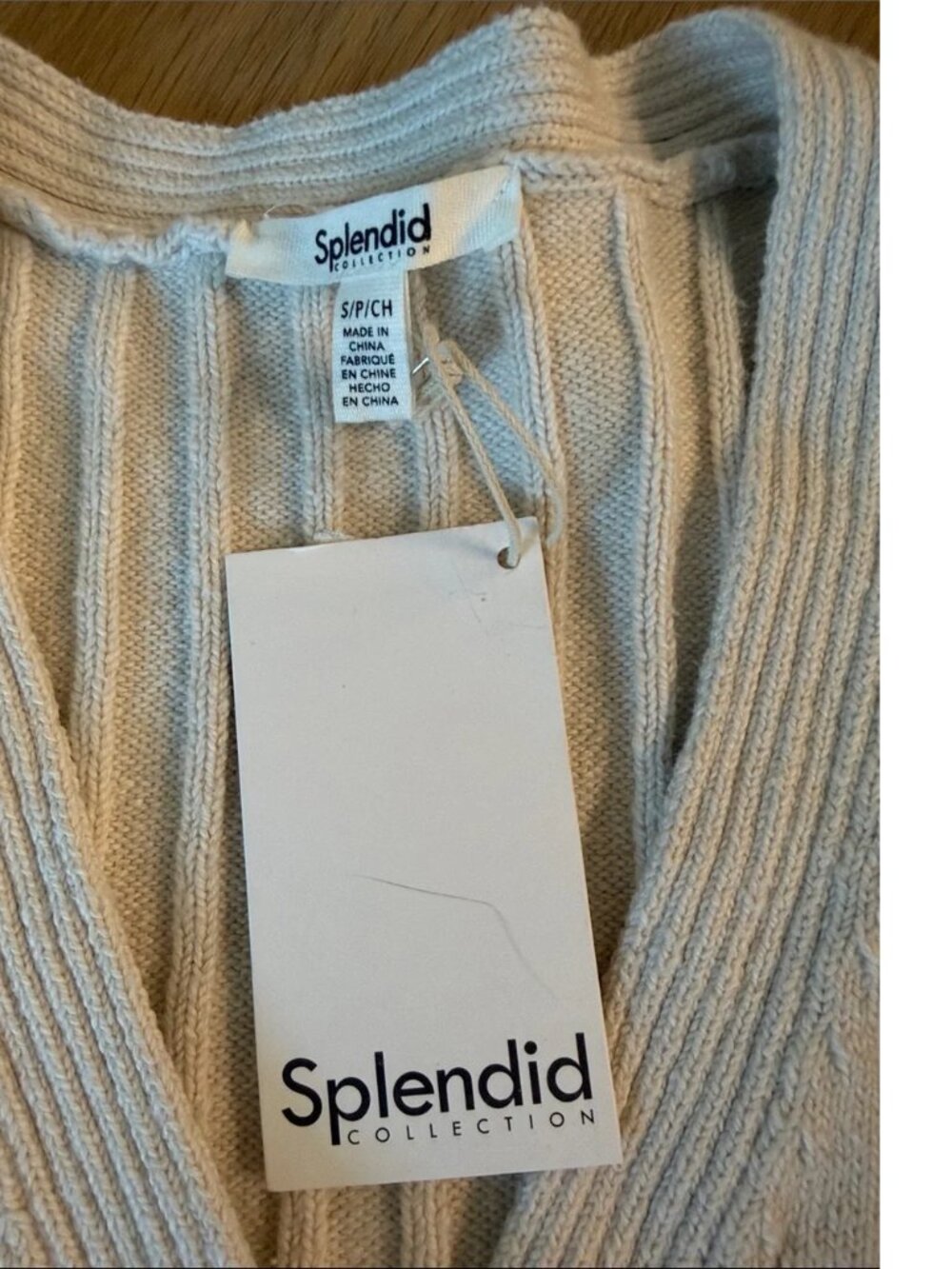 NWT Splendid Cream Ribbed V-Neck Button-Front Cardigan - Picture 2 of 2